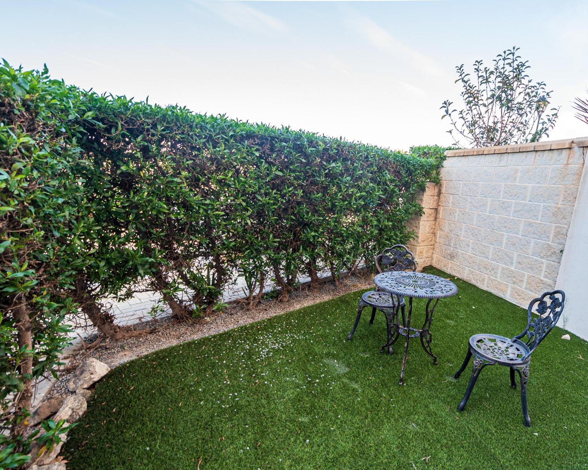 Apartment The Garden Vera